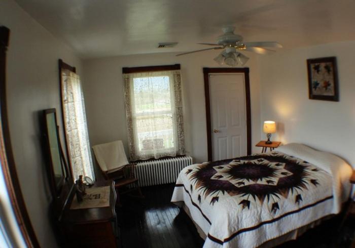 Bed and Breakfast Stone Hollow Farms Mercersburg Экстерьер фото